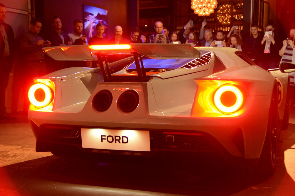 Ford GT