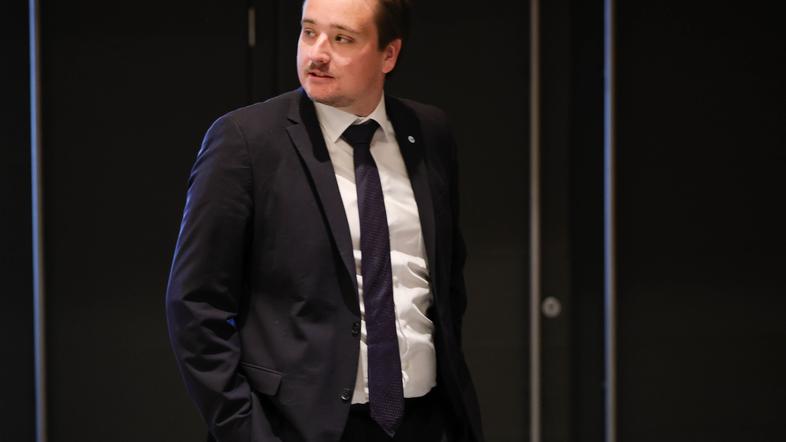 Lenart Žavbi