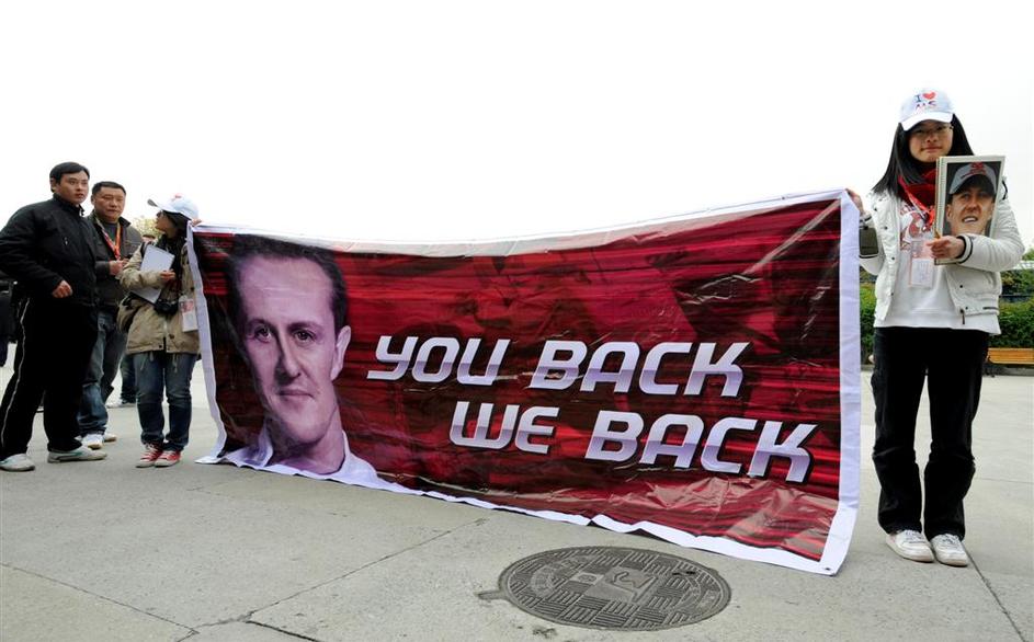 VN Kitajske 2010 šanghaj Michael Schumacher Mercedes navijači