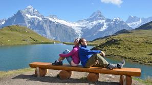 Švica Alpe par sreča počitek dopust