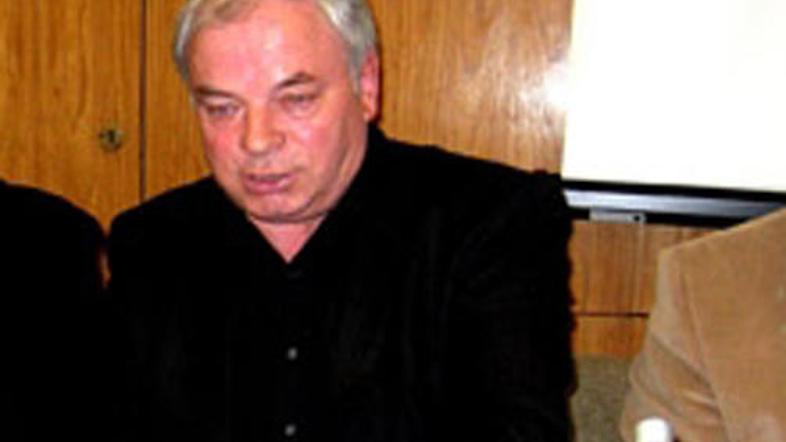 Franc Čebulj pravi, da končna odločitev o izstopu še ni padla.