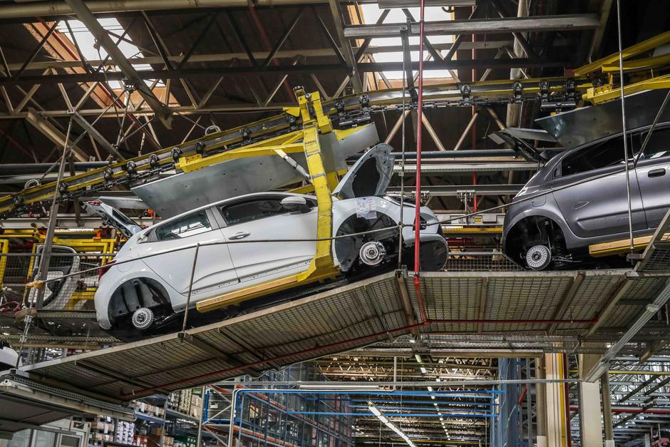 Revoz | Avtor: Saša Despot