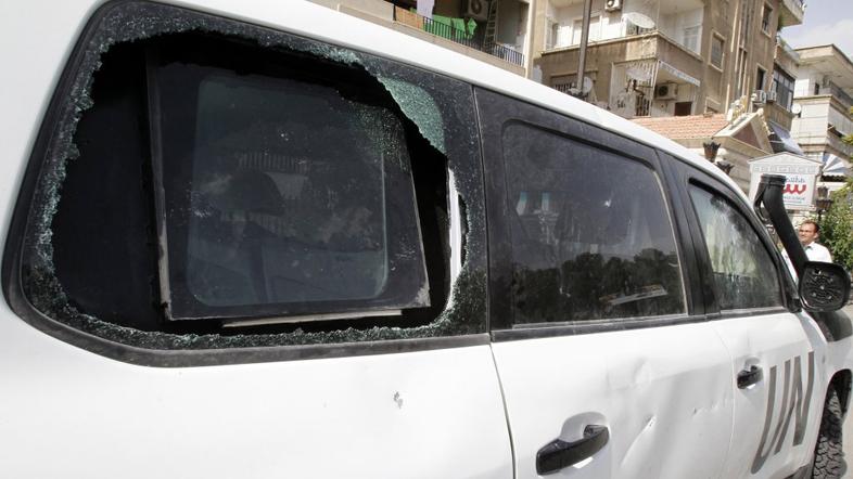 Uničeno vozilo ZN v siriji