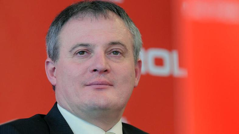 Predsedniku uprave Petrola Aleksandru Svetelšku nadzorniki niso naklonjeni, je b