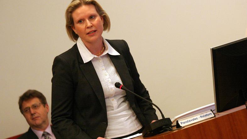 Katja Gombač Aver očitno ne more računati na soglasje Kopra k imenovanju za dire