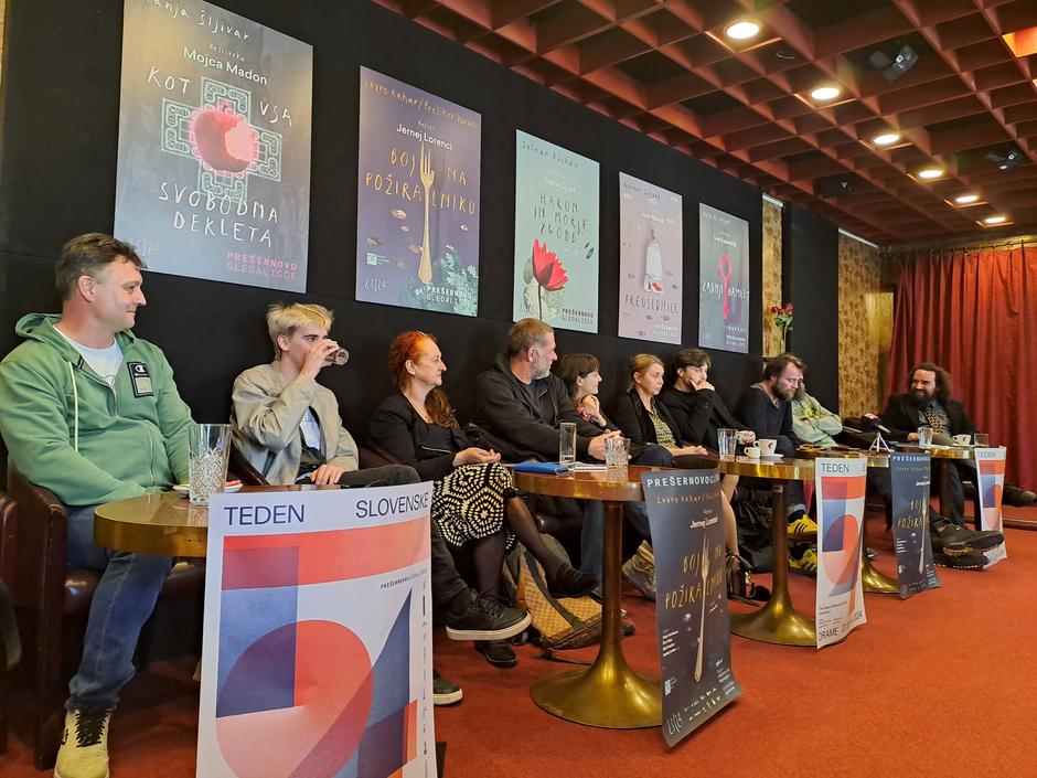 Premiera predstave Boj na požiralniku, novinarska konferenca, Prešernovo gledališče Kranj | Avtor: arhiv Prešernovega gledališča Kranj