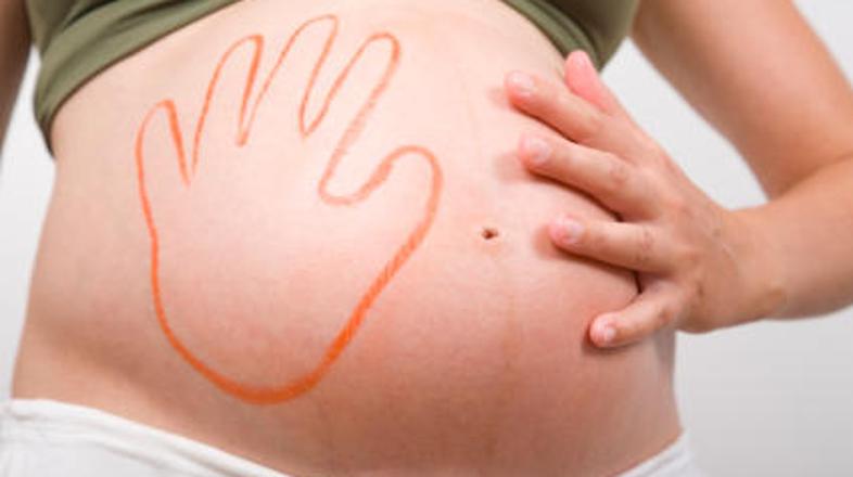 Brez sramu povejte, da vam dotiki niso prijetni.