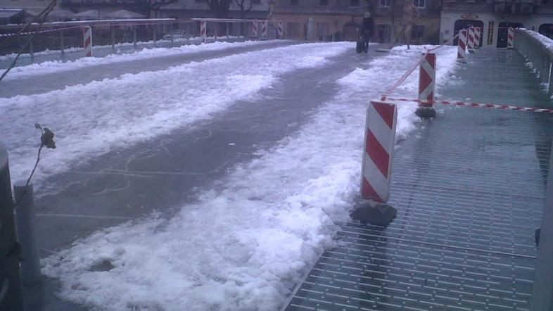 Mesarski most v Ljubljani. (Foto: Bralec Žurnala24)