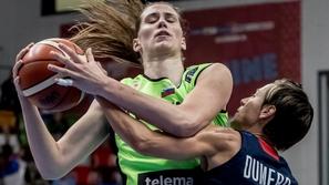 Eva Lisec Slovenija Francija EuroBasket 2017