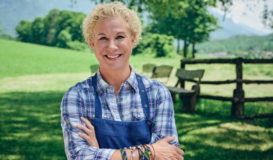 Spet lepe novice pri Ani Roš