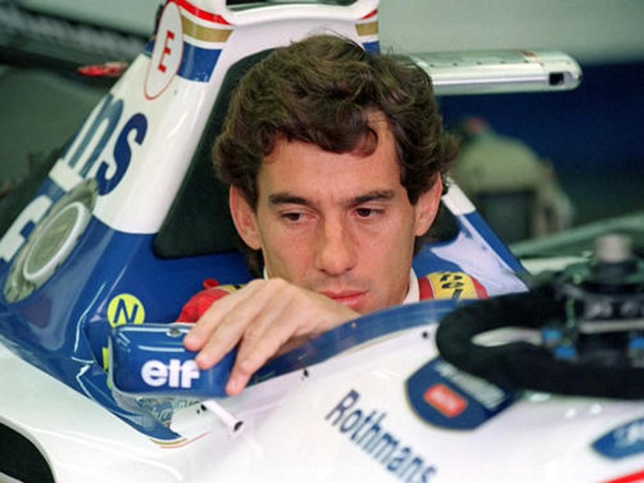 Ayrton Senna v Williamsovem bolidu tik pred začetkom VN San Marina 1994. | Avtor: Žurnal24 main