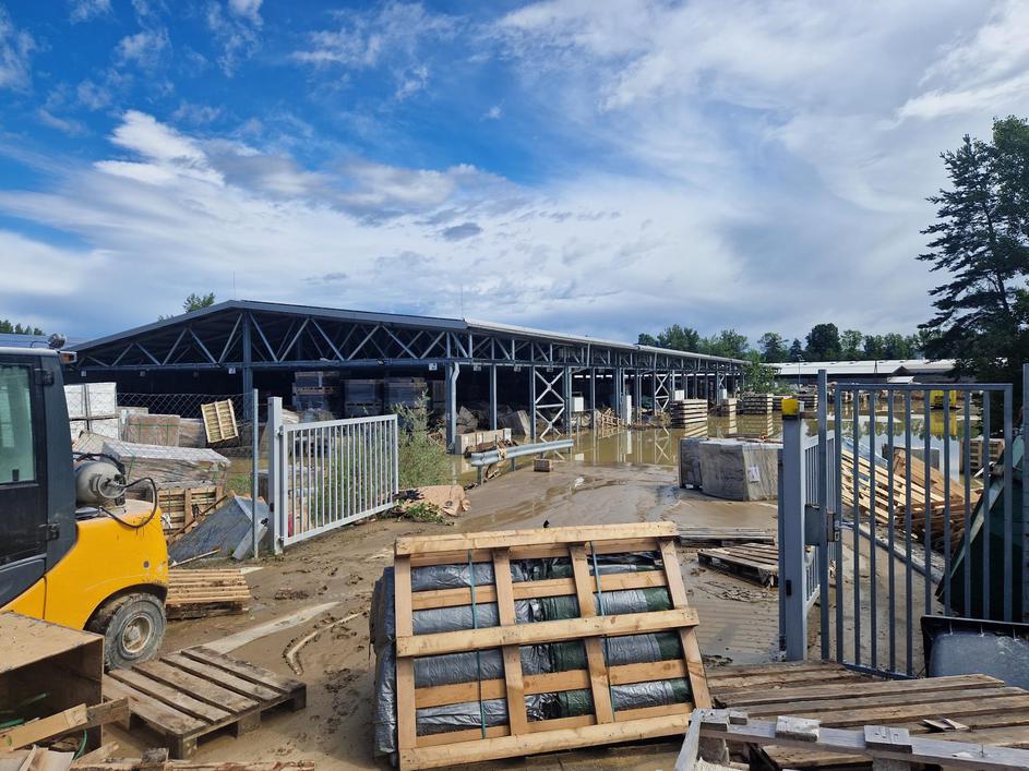 poplave v podjetju Bisol