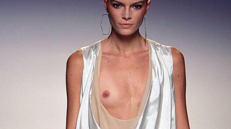 Bi bile umetne prsi res vaš adut?