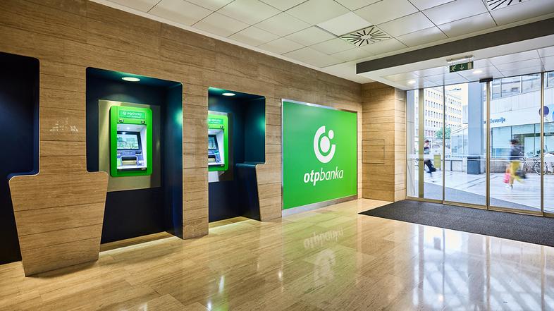 poslovna stavba OTP banka Ljubljana Ajdovščina bankomat