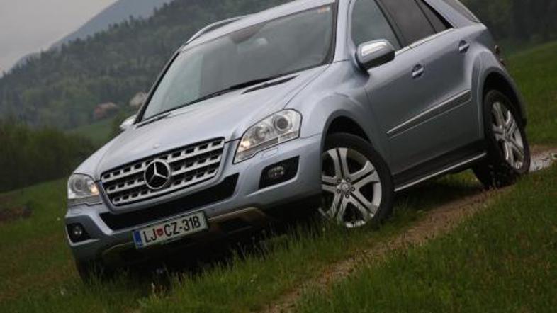 ML je še vedno všečno oblikovan SUV visokega razreda. S prenovo je pridobil neka