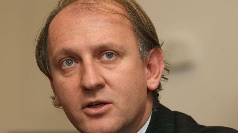 Mihevc razmišlja o tožbah proti odgovornim.