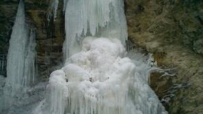 zima v Vrtovinu v Vipavski dolini