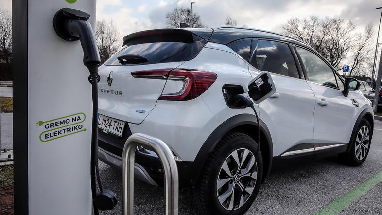 Renault Captur E-TECH