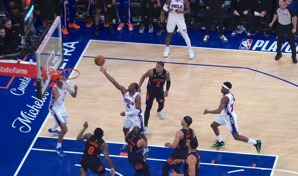 Sixers spet ostali brez Embiida, Volkovi zmrznili na -38