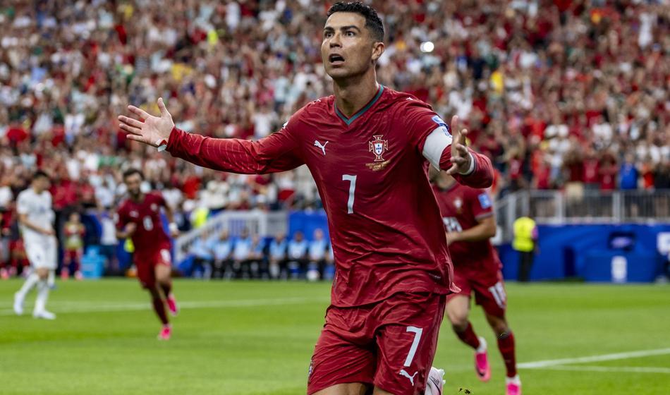 To je Cristiano Ronaldo po dveh golih sporočil svojim kritikom