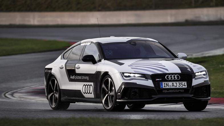 Brezpilotni audi RS7