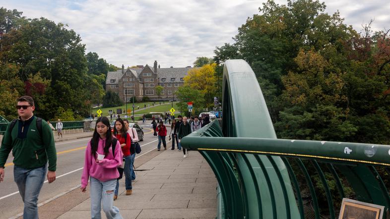Univerza Cornell