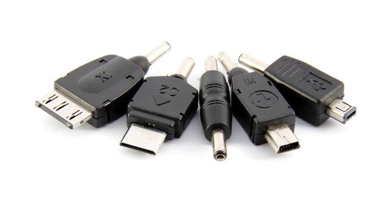 Če ste zamenjali proizvajalca, vam stari polnilec doslej ni več pomagal. (Foto: 