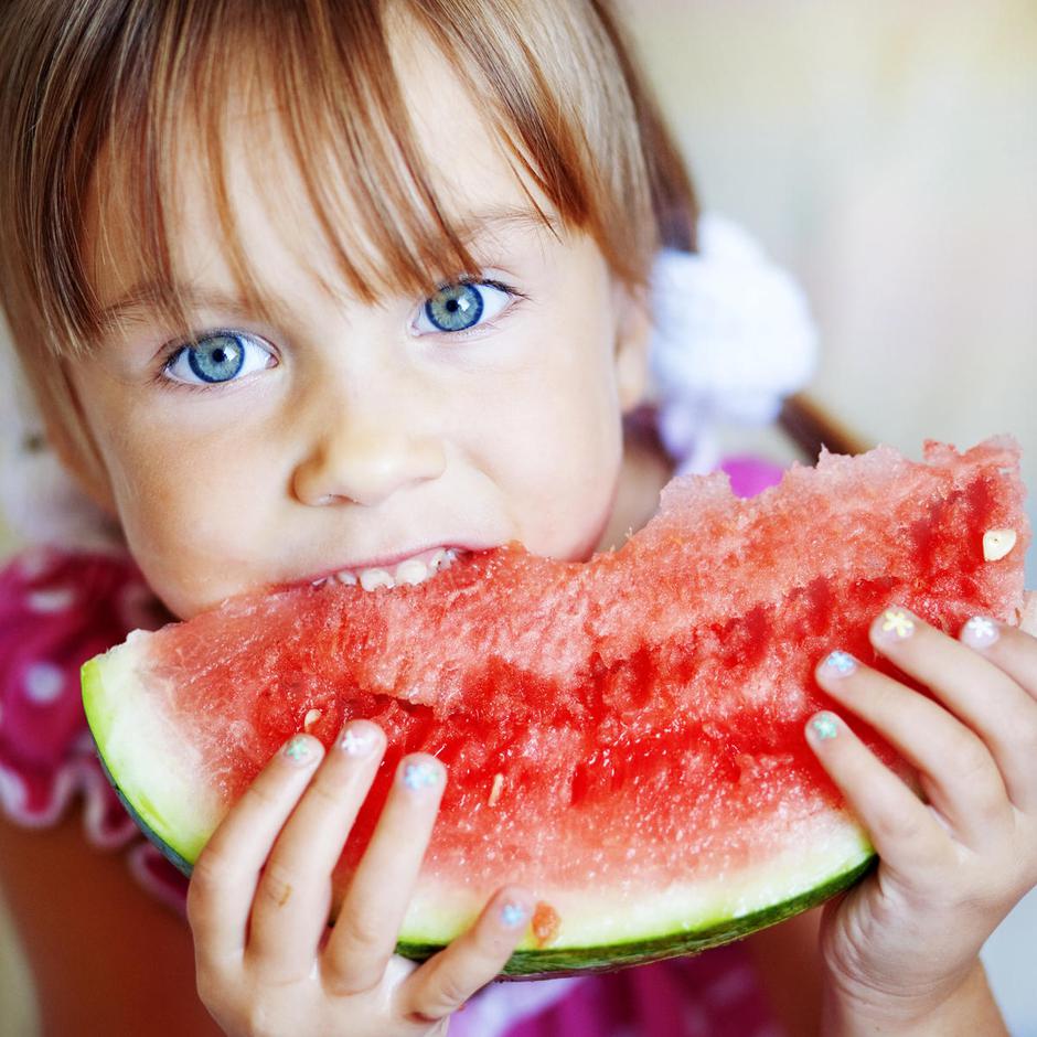 Zdrava prehrana pri otrocih je pomembna tudi za njihov inteligenčni kvocient. (F | Avtor: Žurnal24 main
