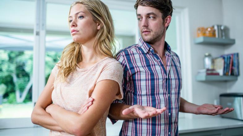 nesrečen par, ljubezen, ločitev