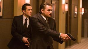 V znanstveno-fantastičnem trilerju Christopherja Nolana DiCaprio ni zmožen le br