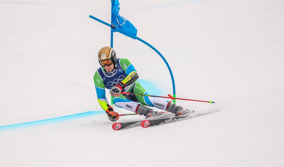 Po vožnji gigantskih razlik Kranjec pol sekunde oddaljen od medalje
