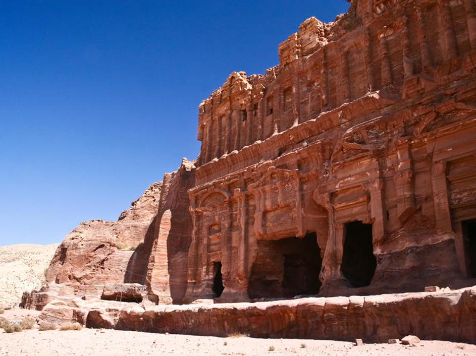 Obisk Petre je med potovanjem po Bližnjem vzhodu obvezen.