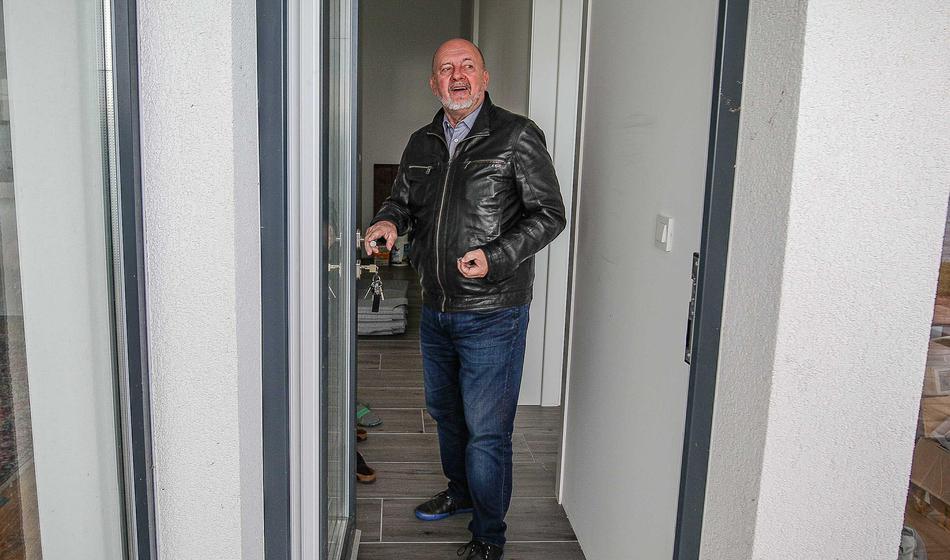 Ne boste verjeli, kaj je postala hči Zmaga Jelinčiča