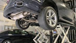 Auto Wallis Ljubljana servis mehanik