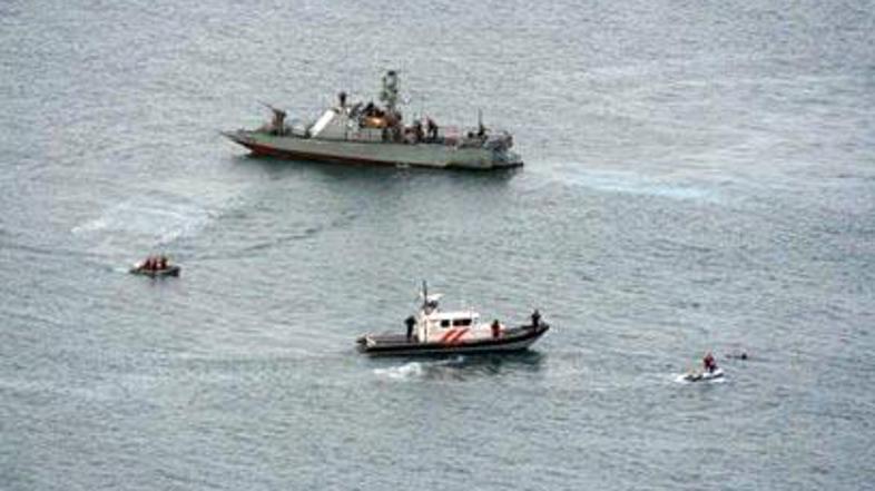 Reševalne ladje so takoj začele iskati morebitne preživele. (Foto: ynetnews.com)