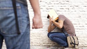 nasilje med vrstniki