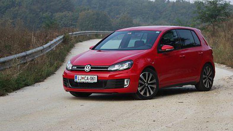 GTD izgleda kot GTI in se tako (v osnovi) tudi pelje. Razlike, sicer malenkostne