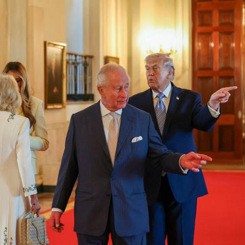 donald trump, melania trump, kralj karel III.