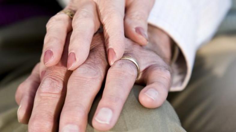 Roke ostarelega para