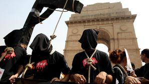 Obešanje je običajno zavito v tajnost, tako da zapornik izve za usmrtitev le nek