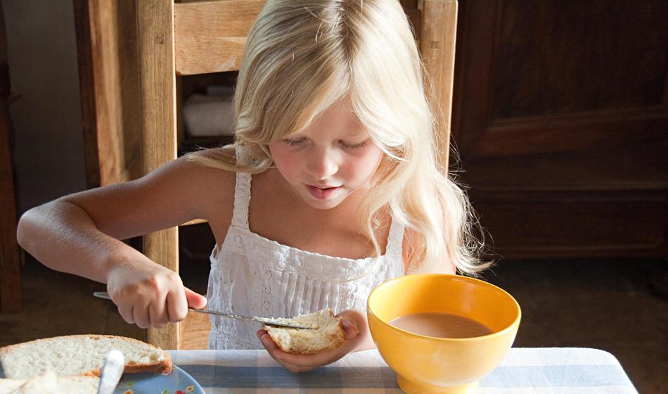 Pozor, iz trgovin umikajo namaz: Zaužitje je lahko zelo nevarno
