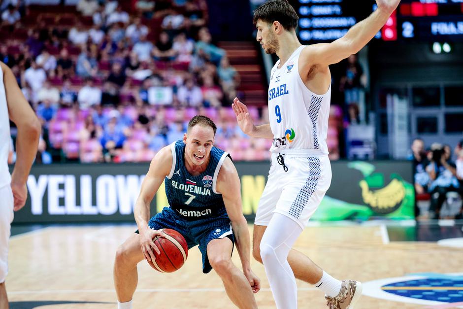 eurobasket 2025 Izrael Slovenija, klemen prepelič | Avtor: Saša Despot