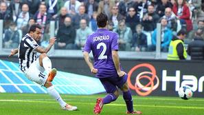 Tevez Gonzalo Rodriguez Juventus Fiorentina Serie A