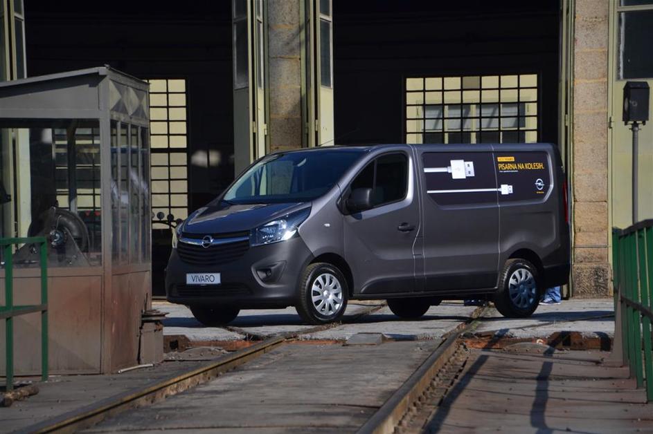 Opel vivaro