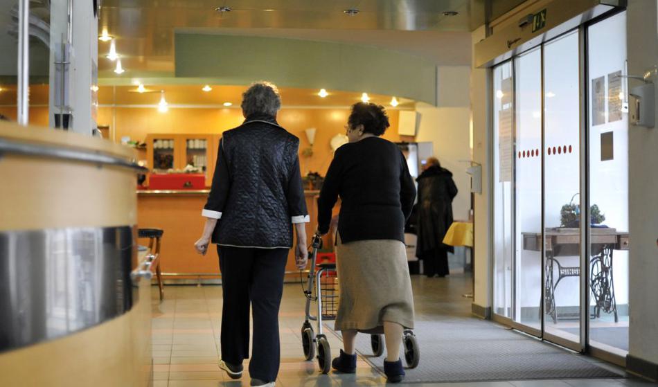 Tudi če bi radi plačevali prispevek za dolgotrajno oskrbo, ga ne morejo