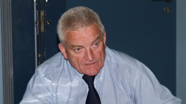 Po besedah ministra Boruta Miklavčiča bo cepljenje proti novi gripi stalo manj k