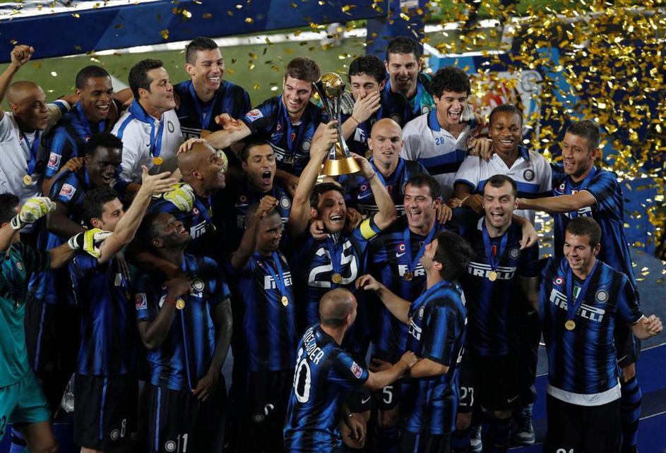 Javier Zanetti veselje slavje proslavljanje slavje pokal naslov prvakov prvaka p