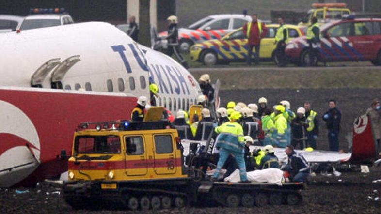 Letalo naj bi strmoglavilo zaradi napake višinomera.