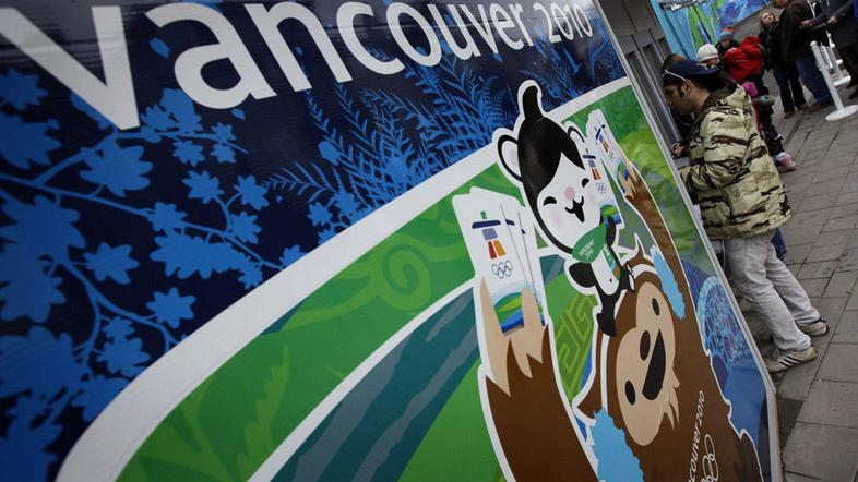 Prireditelji olimpijskih iger v Vancouvru imajo velike težave s toplim vremenom.