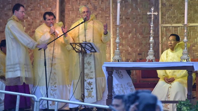 Obisk papeža Frančiška na Filipinig